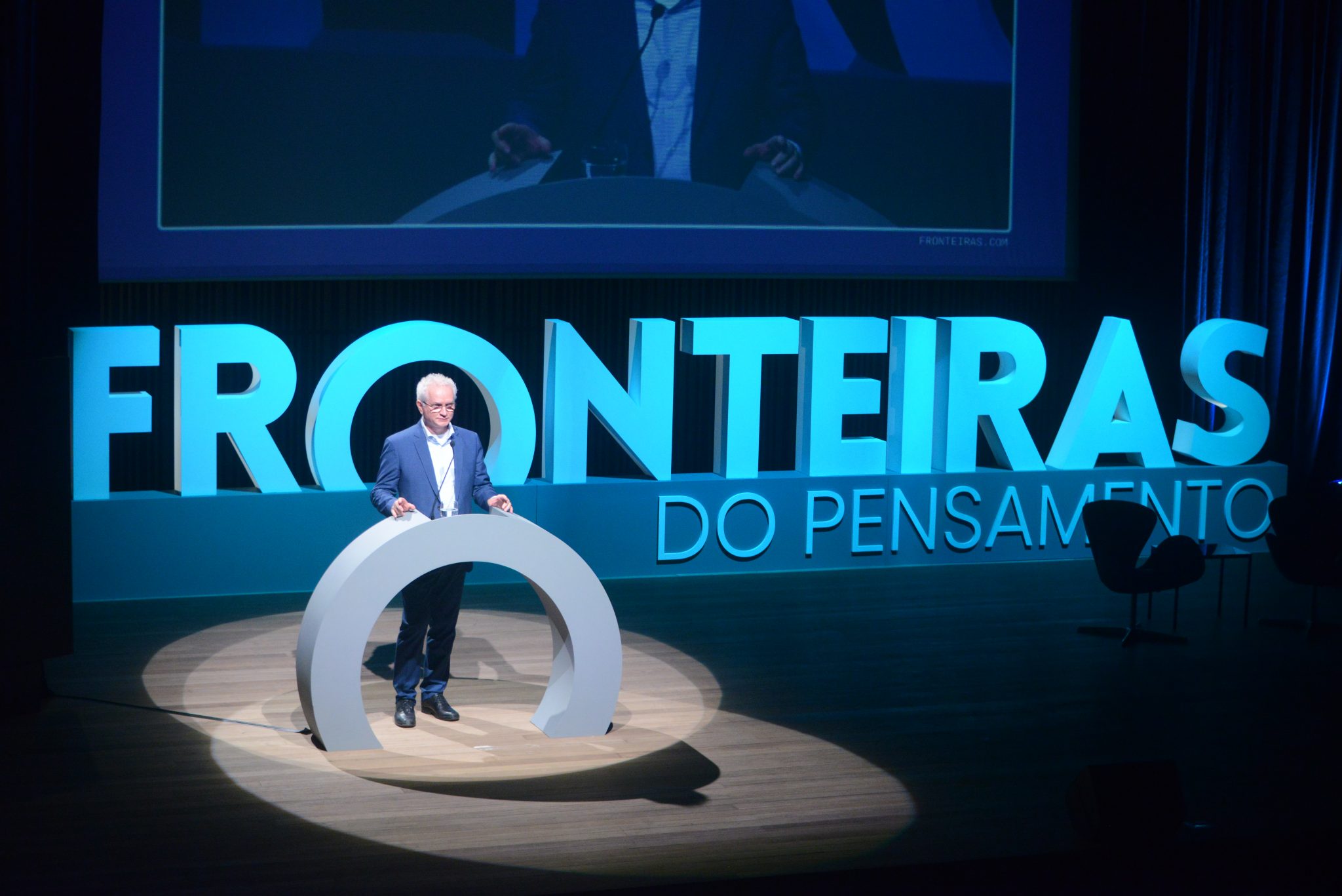 Abertura Da Temporada Do Fronteiras Do Pensamento Na Unisinos Tem Rosa