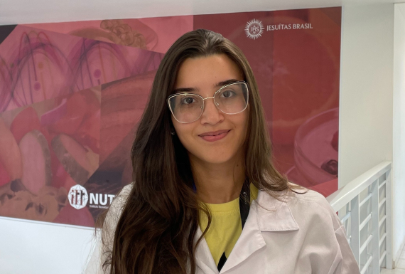 Alessandra Candido Guimarães