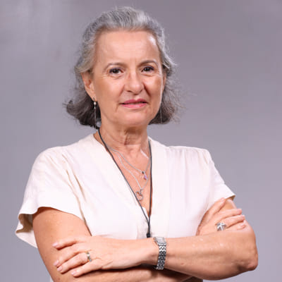 Nívea Maria Oppermann